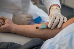Các loại xét nghiệm cần thực hiện để phát hiện sốt xuất huyết